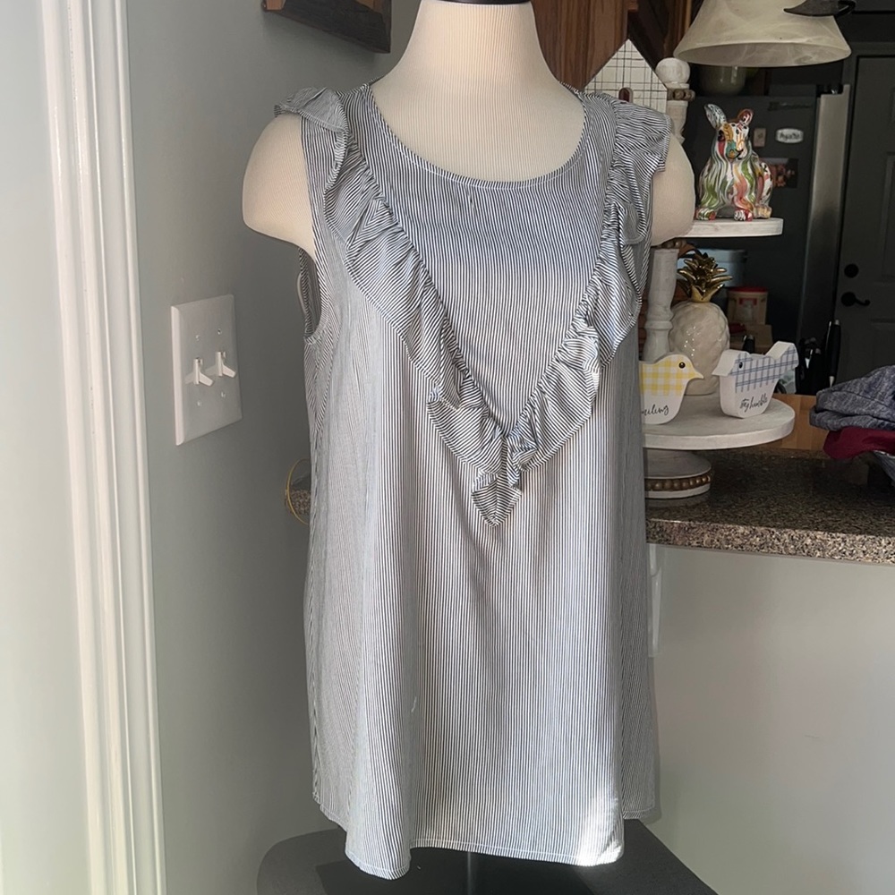 NWT Andrée by Unit Striped Ruffle Front Tank Top Size Small